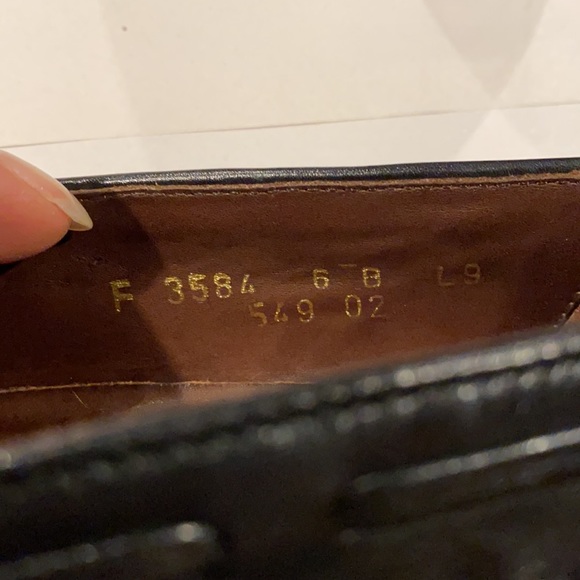 Cole Haan country two tone , brow and black leather with tassel - Picture 2 of 8